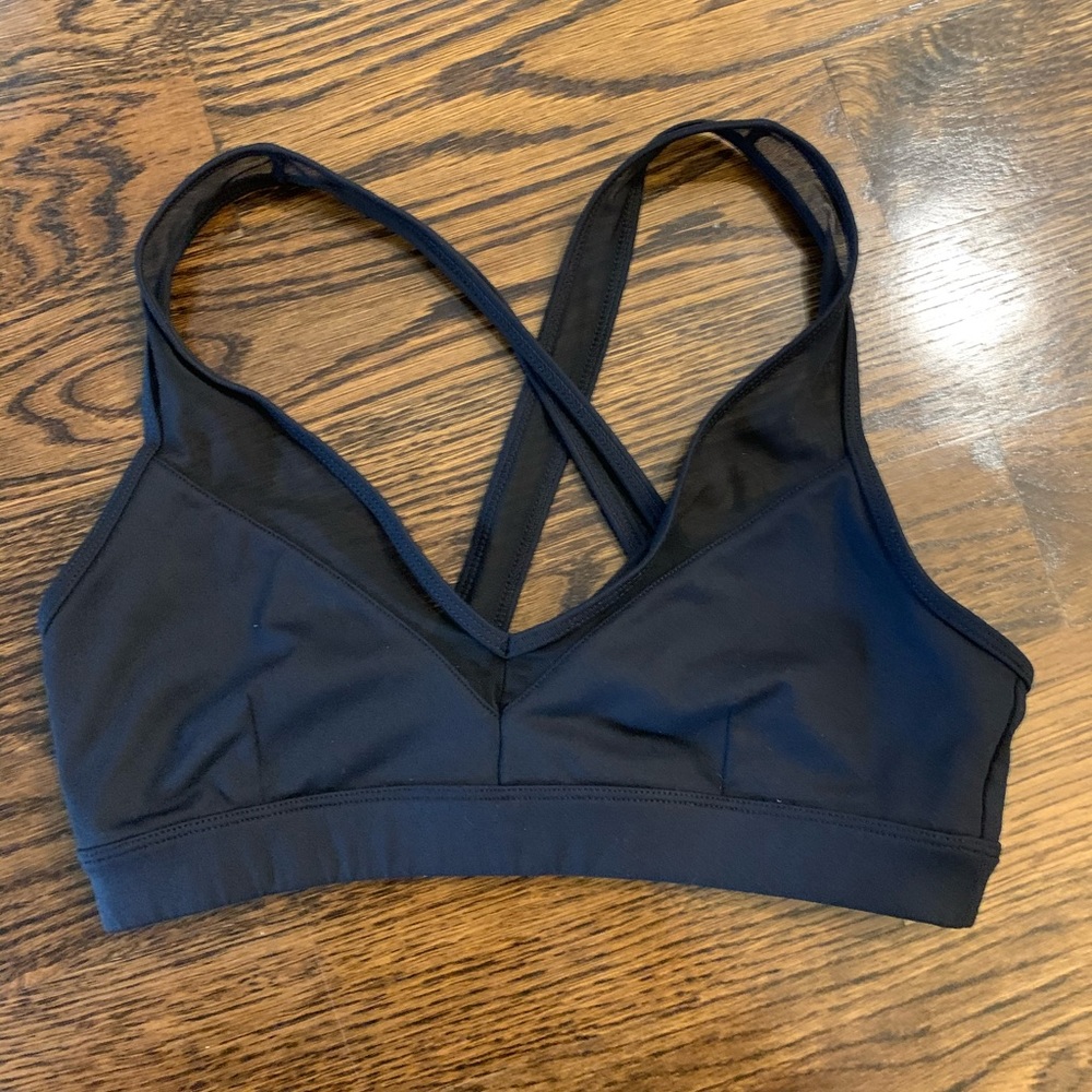 Alo Yoga Mesh Detail Bra, size M, black